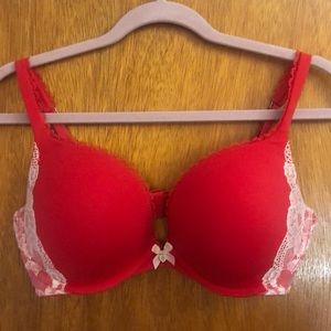 Victoria’s Secret Body by Victoria Push-Up 36D